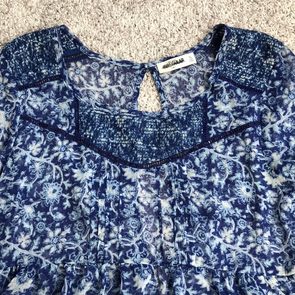 Abercrombie Kids Blue Floral Blouse - Picture 3 of 3